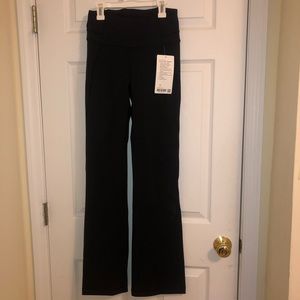 Lululemon groove pant bootcut sz 6 NWT